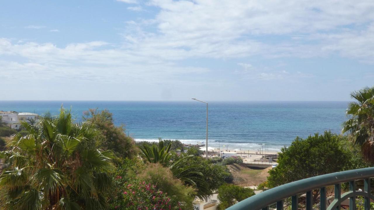Vila Girassol With Sea View Porto De Mos Villa